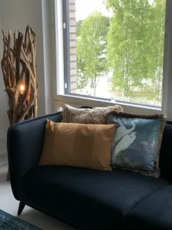 MUST LIVING Spot Lattiavalaisin -Huonekalut myymälä 6CAB584C 29FD 4E62 9589 56F370CFFB17 scaled 1