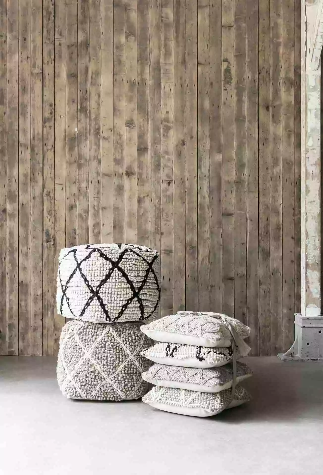 MUST LIVING Princess Valkoinen Villarahi 2 MUST LIVING Princess Valkoinen Villarahi - Image 2