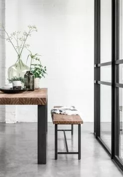 Timeless Beam Jykevä Puinen Ruokapöytä 250×100 -Huonekalut myymälä Snugg Timeless Beam ruokapoyta 250x100 ruokailuryhma plus penkki 1 2