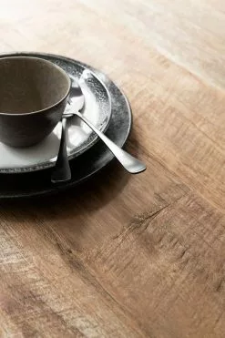 Metropole Puinen Ruokapöytä 200 -Huonekalut myymälä dining table metropole detail 4 1